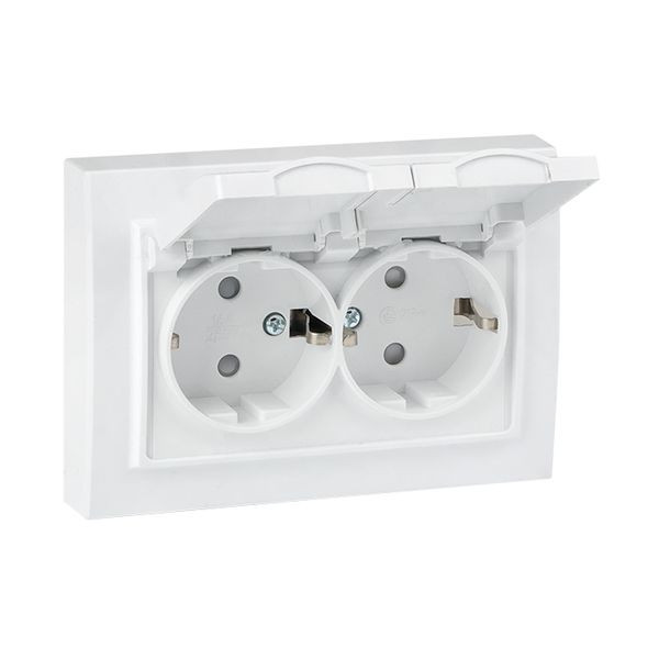 Минск Розетка 2-местная СП с/з с крышкой 16А белая с защ, штор, IP44 EKF ERR16-129-200-44 Минск Розетка 2-местная СП с/з с крышкой 16А белая с защ, штор, IP44 EKF ERR16-129-200-44