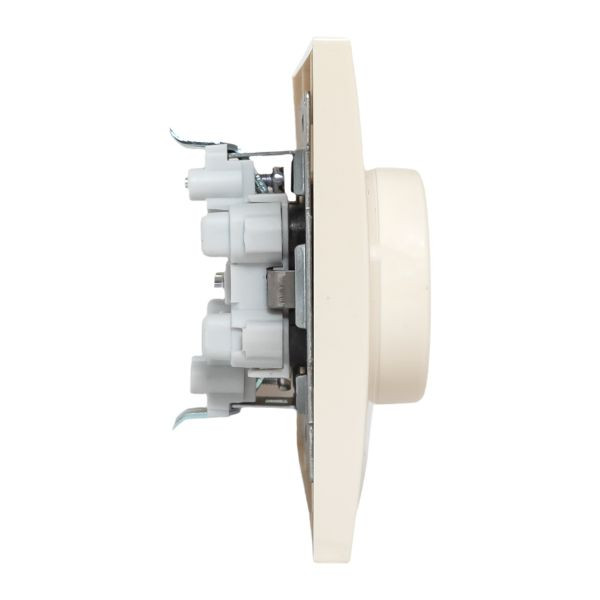 Валенсия розетка 2-местная с/з 16А кремовая с защ, штор, EKF PROxima EWR16-128-20 Валенсия розетка 2-местная с/з 16А кремовая с защ, штор, EKF PROxima EWR16-128-20