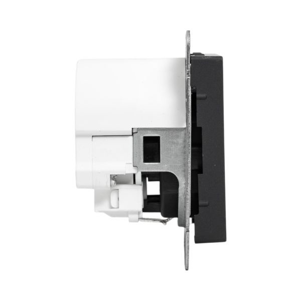 Механизм розетки с USB-C - 2шт, 16А, с заземлением, со шторками, чёрный Эпика EKF Механизм розетки с USB-C - 2шт, 16А, с заземлением, со шторками, чёрный Эпика EKF